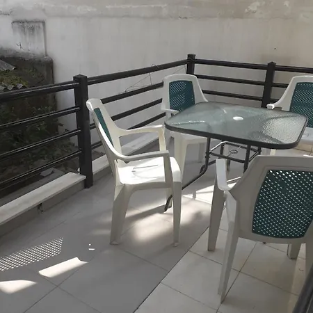 Apartment 101 τriantafyllidi *